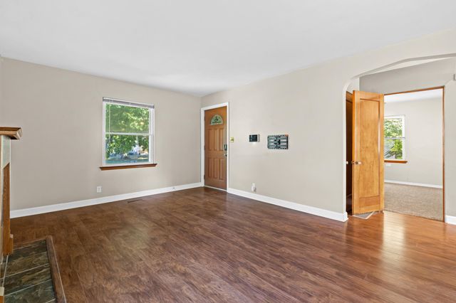 19 Price Avenue, Erlanger, KY 41018