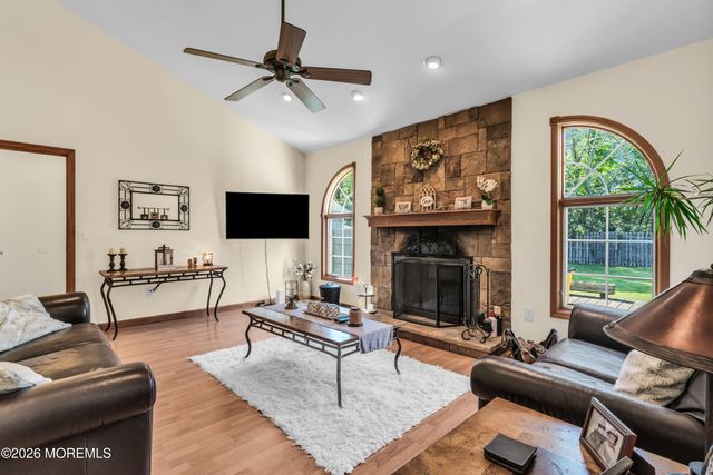 58 Parkway Drive, Brick, NJ 08723