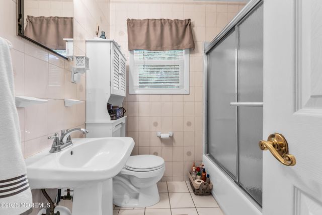 58 Parkway Drive, Brick, NJ 08723