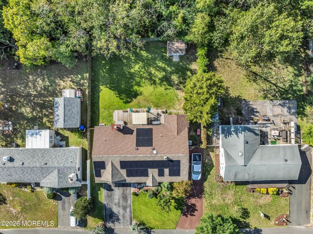 58 Parkway Drive, Brick, NJ 08723