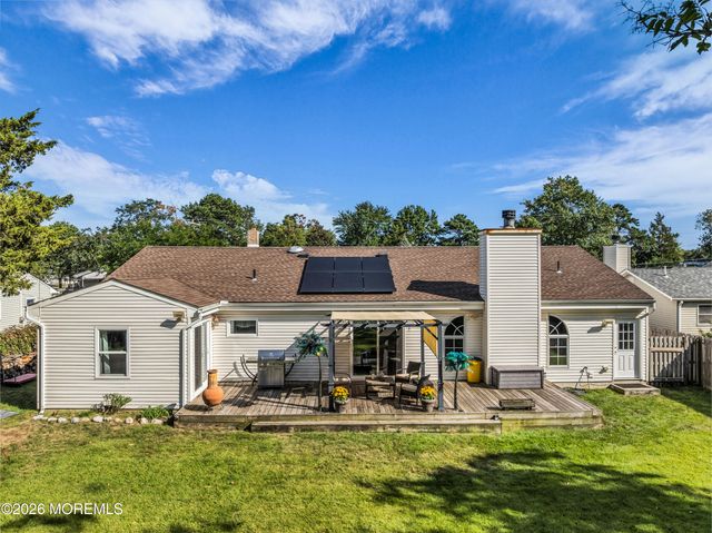 58 Parkway Drive, Brick, NJ 08723