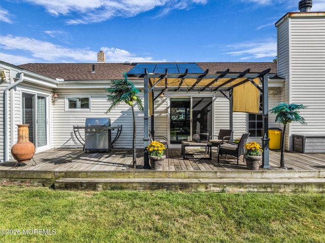 58 Parkway Drive, Brick, NJ 08723