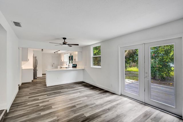 627 W Ilex Drive, Lake Park, FL 33403