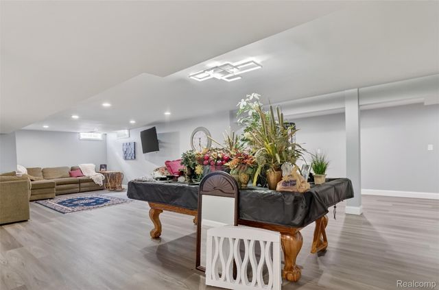 92 Kirksway Lane, Orion Charter Township, MI 48362