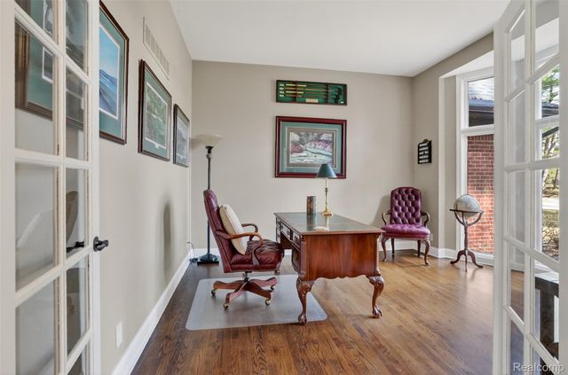 92 Kirksway Lane, Orion Charter Township, MI 48362