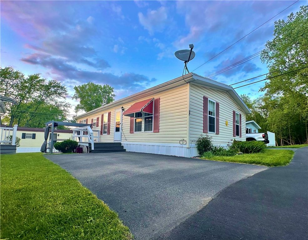 898 Ridge Rd Lot 17, Webster, NY 14580