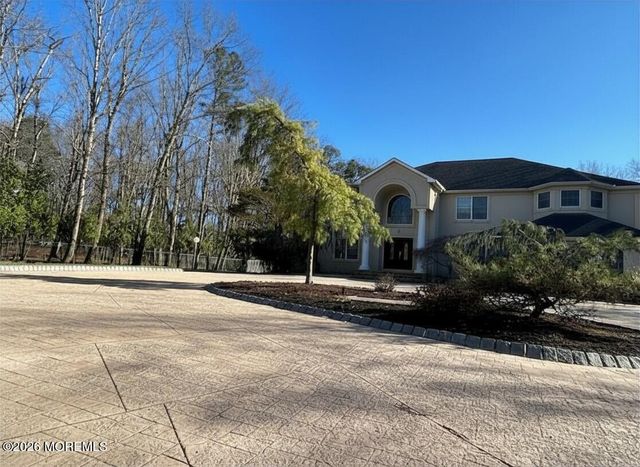 785 Green Valley Road, Jackson, NJ 08527