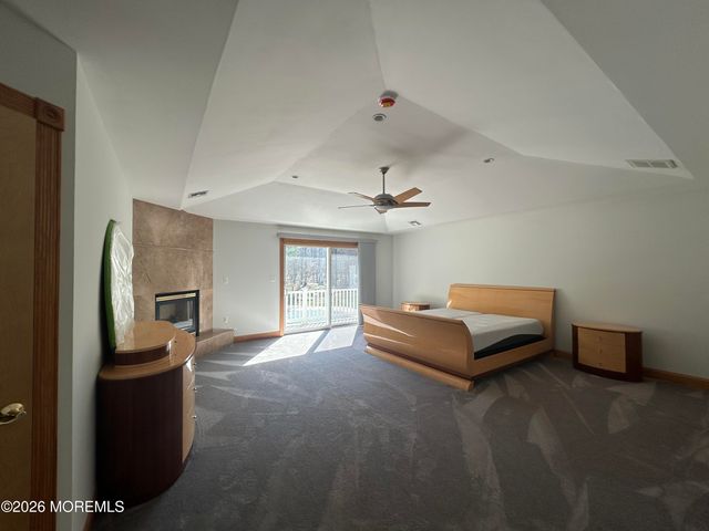 785 Green Valley Road, Jackson, NJ 08527