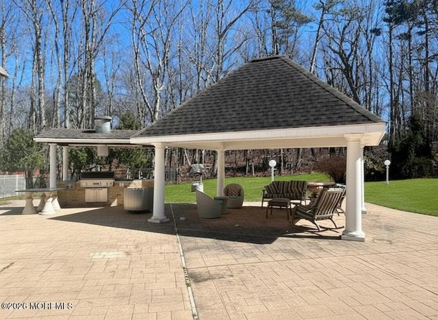 785 Green Valley Road, Jackson, NJ 08527