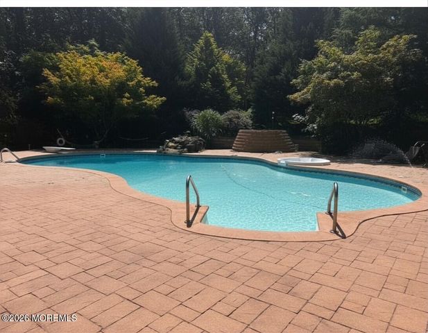 785 Green Valley Road, Jackson, NJ 08527