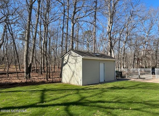 785 Green Valley Road, Jackson, NJ 08527