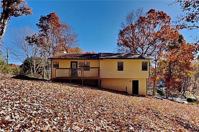 4304 Falcon Crest Drive, Flowery Branch, GA 30542