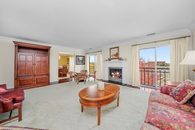 7575 LAKE Street 5C, River Forest, IL 60305