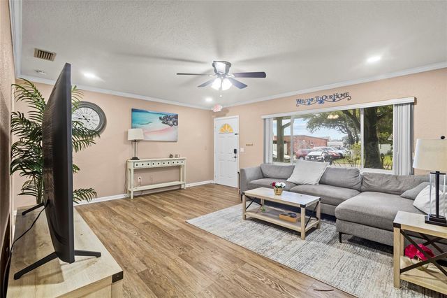 55 VELMA DRIVE W, Largo, FL 33770