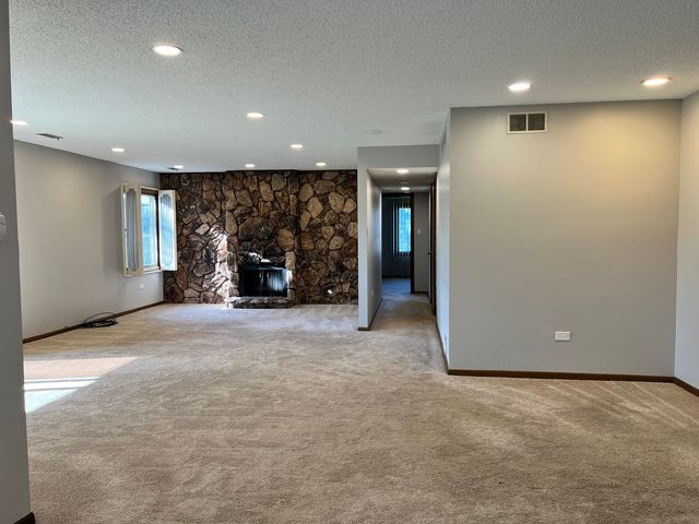 15514 Orlan Brook Drive 243, Orland Park, IL 60462