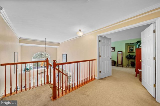 74 CREEKWOOD DR, Bordentown, NJ 08505