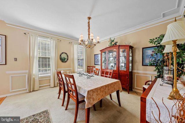 74 CREEKWOOD DR, Bordentown, NJ 08505