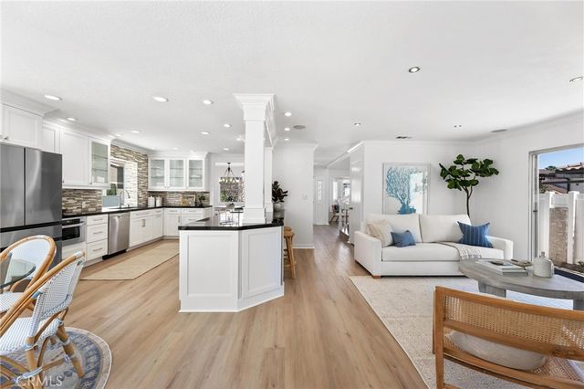 2214 Ruhland Avenue A, Redondo Beach, CA 90278