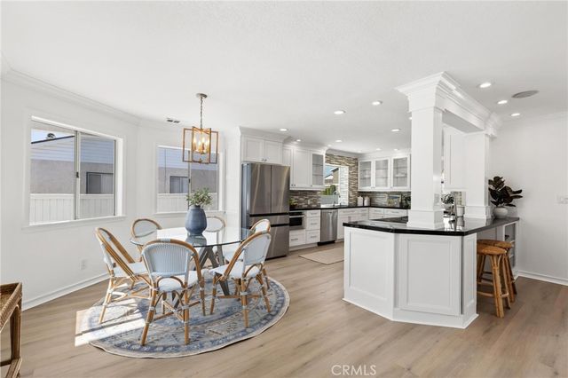 2214 Ruhland Avenue A, Redondo Beach, CA 90278