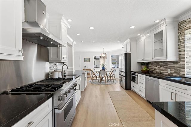 2214 Ruhland Avenue A, Redondo Beach, CA 90278