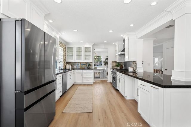 2214 Ruhland Avenue A, Redondo Beach, CA 90278