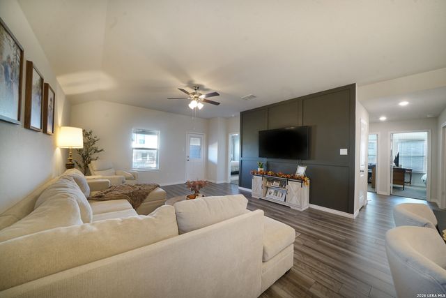 3884 Lorenzen, Belton, TX 76513