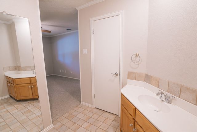 522 Cap Rock Drive, Richardson, TX 75080