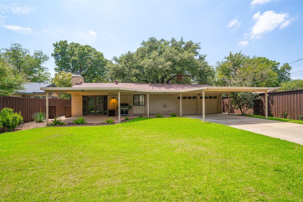 522 Cap Rock Drive, Richardson, TX 75080