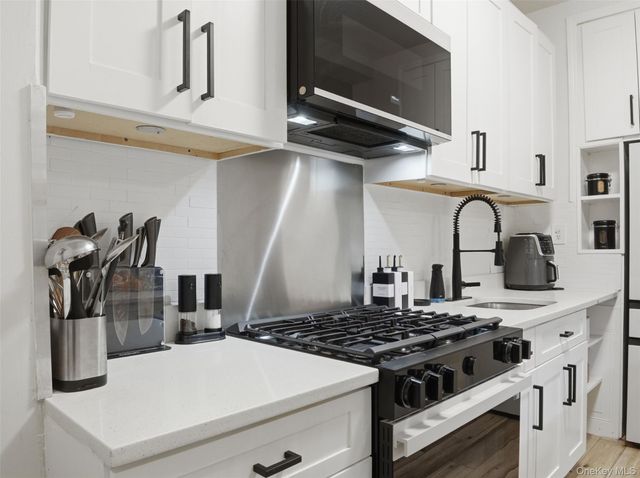 8 Fordham Hill Oval 1C, Bronx, NY 10468
