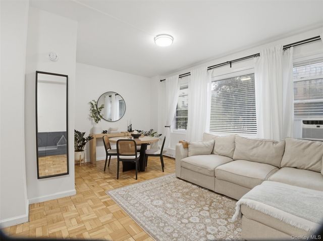 8 Fordham Hill Oval 1C, Bronx, NY 10468
