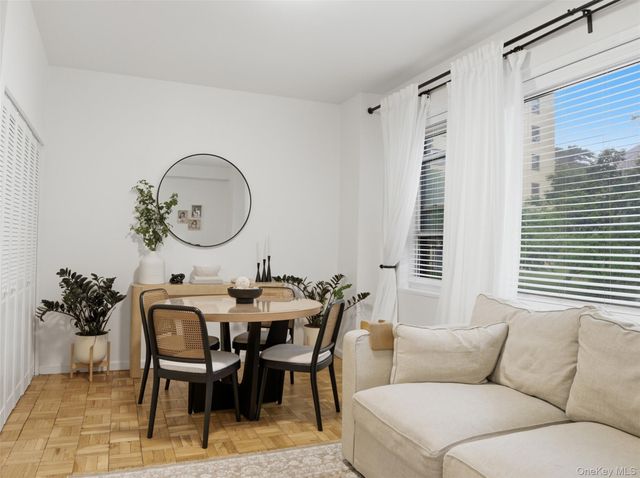 8 Fordham Hill Oval 1C, Bronx, NY 10468