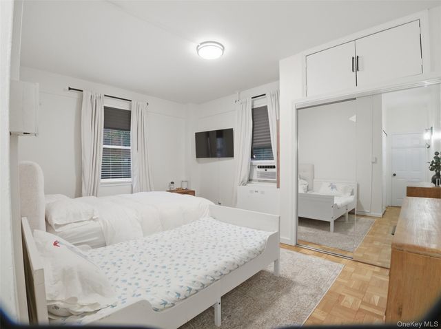 8 Fordham Hill Oval 1C, Bronx, NY 10468
