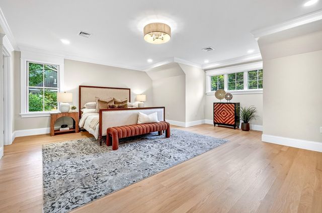 54 Maple Street, Concord, MA 01742