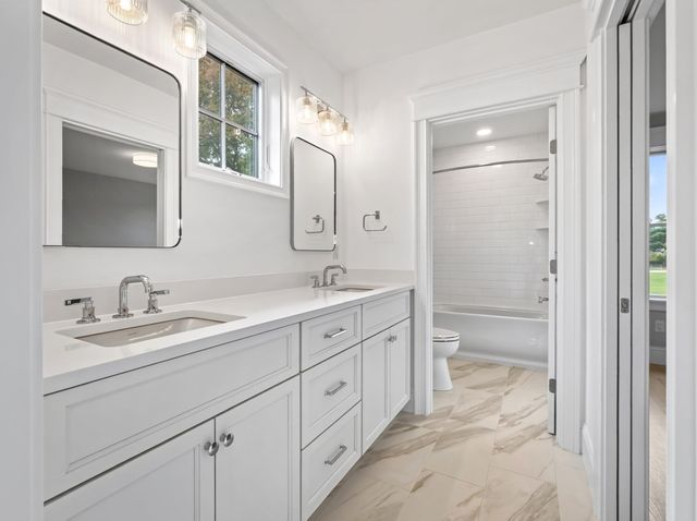 54 Maple Street, Concord, MA 01742