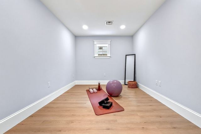 54 Maple Street, Concord, MA 01742