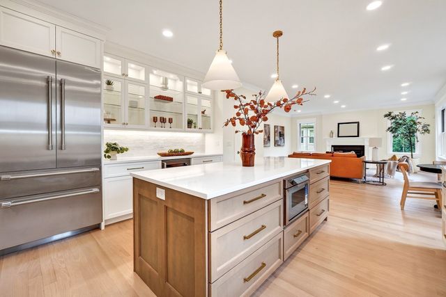 54 Maple Street, Concord, MA 01742