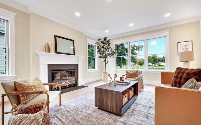 54 Maple Street, Concord, MA 01742