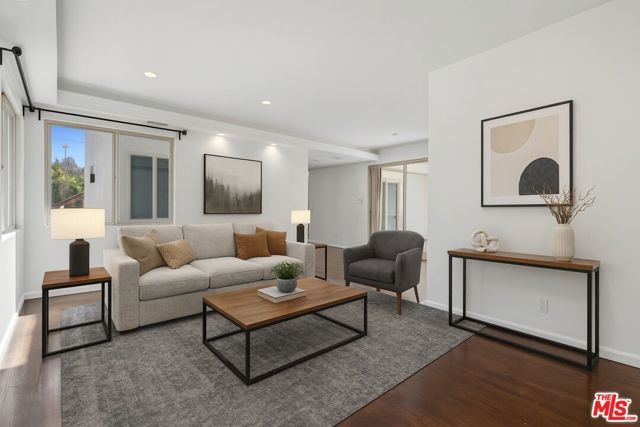 2619 N Rinconia Drive, Los Angeles, CA 90068