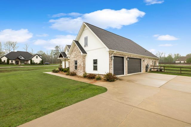 10118 Sanibel Loop, Alexander, AR 72002