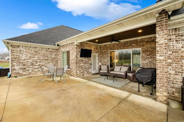 10118 Sanibel Loop, Alexander, AR 72002