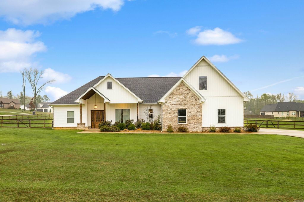 10118 Sanibel Loop, Alexander, AR 72002