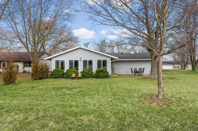 1432 Country Club Lane, Loda, IL 60948