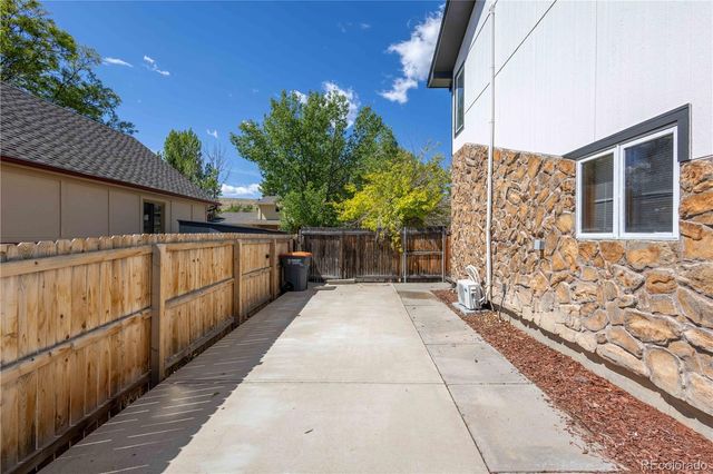 10632 Van Gordon Way, Broomfield, CO 80021