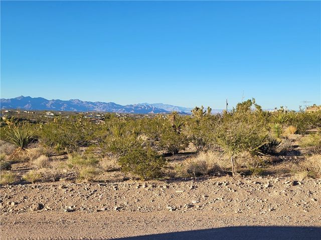 267 W Campanile Drive, Meadview, AZ 86444