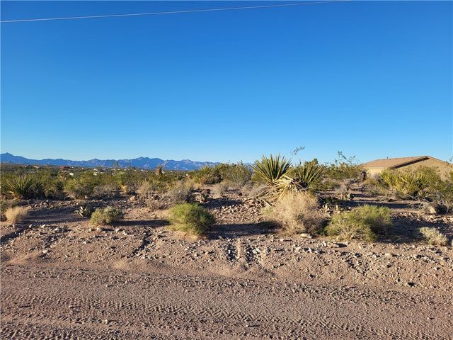 267 W Campanile Drive, Meadview, AZ 86444