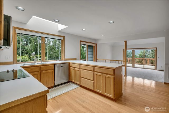 26415 204th Avenue SE, Covington, WA 98042