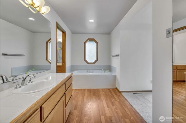 26415 204th Avenue SE, Covington, WA 98042