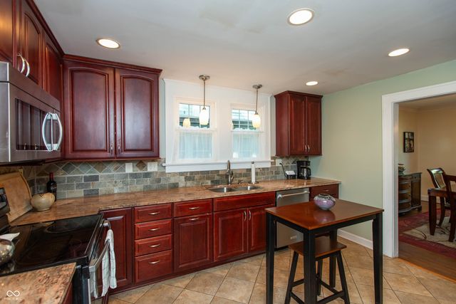 6016 N Park Avenue, Indianapolis, IN 46220