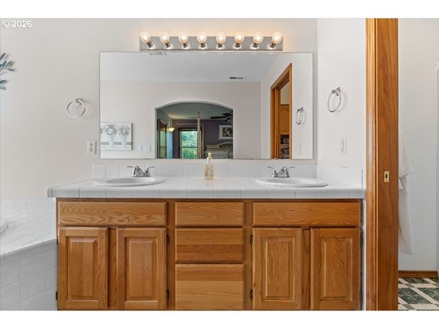 2807 Ne 148TH Ave, Vancouver, WA 98682