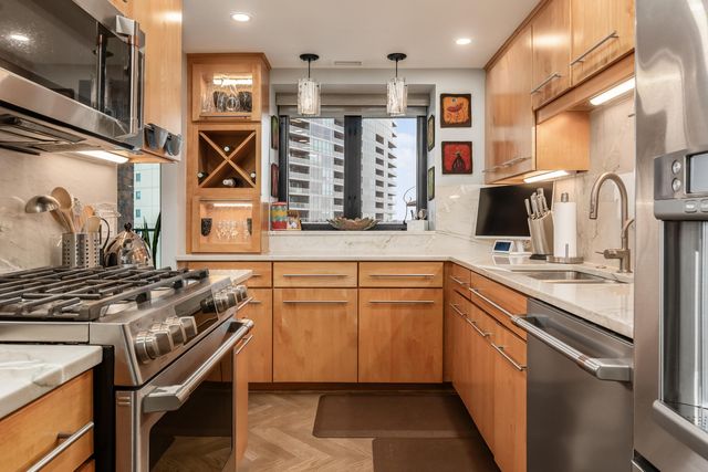 155 W Main Street, 1205, Columbus, OH 43215